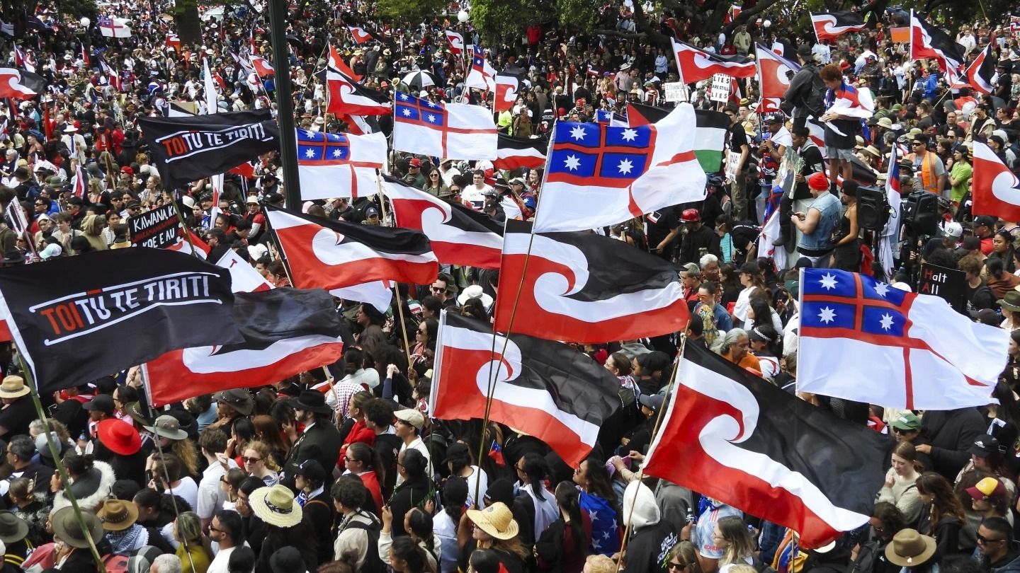 42,000 Crowd New Zealand’s Parliament Grounds in Support of Māori Rights