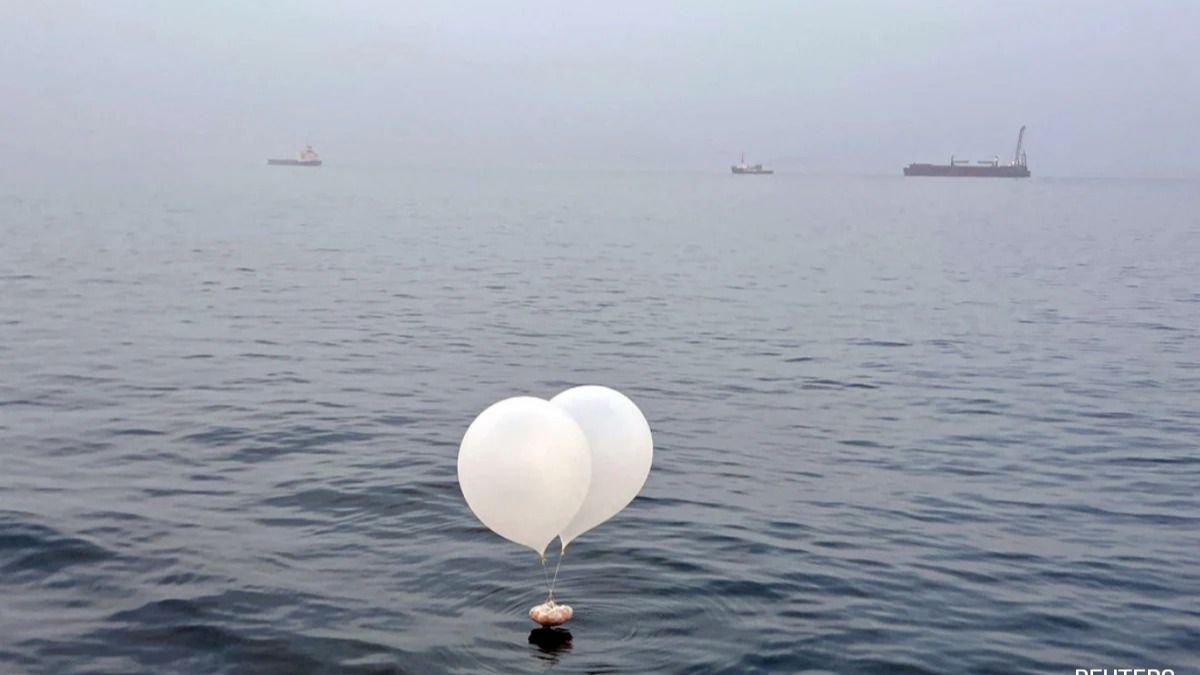 S Korea Threatens Pyongyang of Loudspeaker Broadcasts For Sending Trash Balloons