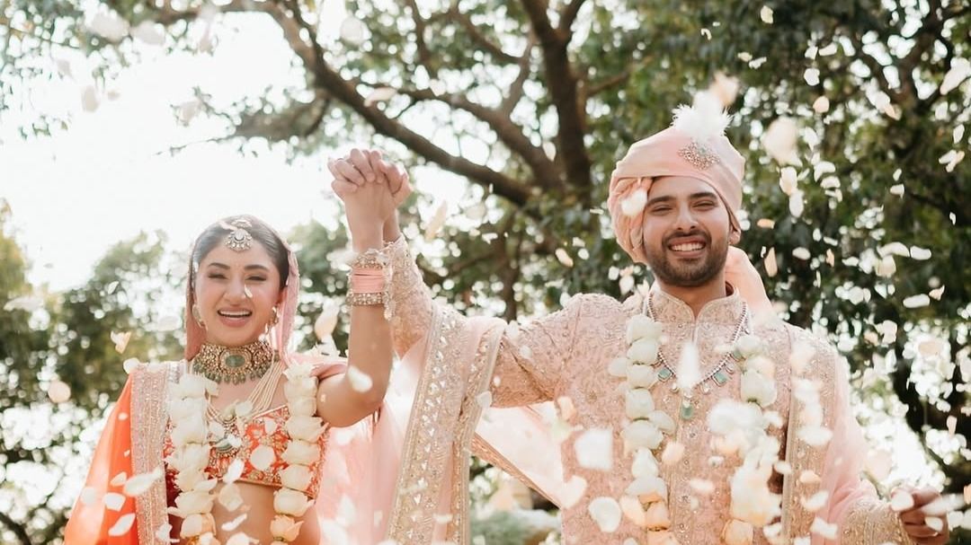 Armaan Malik Ties Knot With Long-Time Girlfriend Aashna Shroff In A Dreamy Wedding, First Photos Out