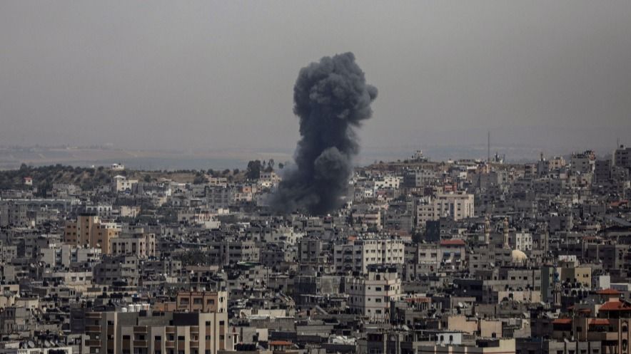 Israeli Strikes on Gaza Kill 6, Including 2 Children