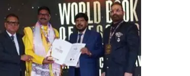 बागलमुखी यज्ञ, रामदास अथावले मधील 11000 किलो लाल चिली यज्ञाने बनविलेले जागतिक विक्रम बागलमुखी यज्ञ, रामदास अथावले मधील 11000 किलो लाल चिली यज्ञाने बनविलेले जागतिक विक्रम