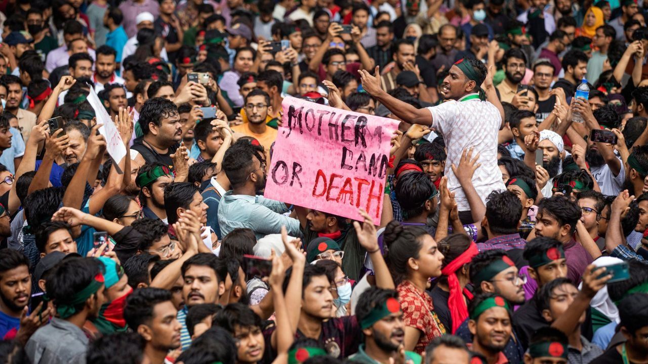 Bangladesh Unrest: Protesters to Hold ‘Long March to Dhaka’ as 100 Dead in Anti-Govt Riots