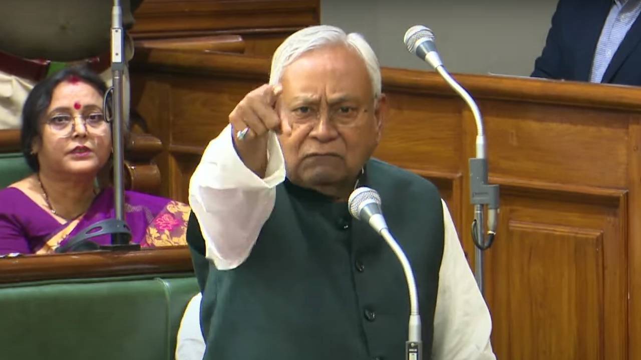 बिहार: ‘अहो बसा, तू तसे आहेस, गरीब व्यक्ती, मी एक गरीब व्यक्ती आहे …’, घरात पुन्हा का, घरात रबरी देवीवर का रागावला आहे