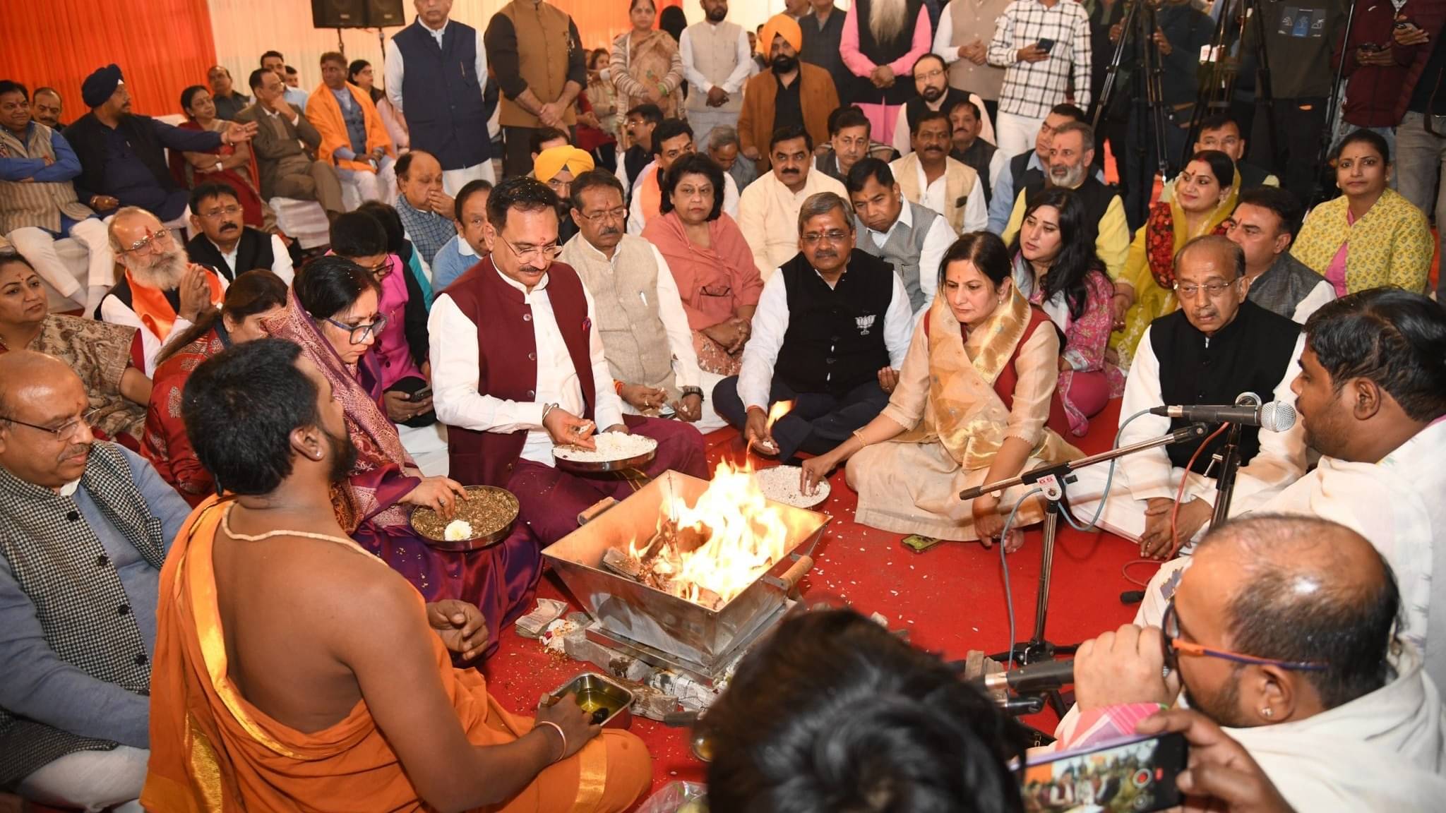 bjp-s-election-office-inaugurated-for-delhi-assembly-elections-1733583800305-16_9.webp