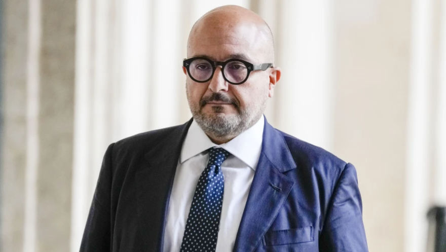 Italy’s Culture Minister Resigns Amid Admitting Affair With Ministry Consultant