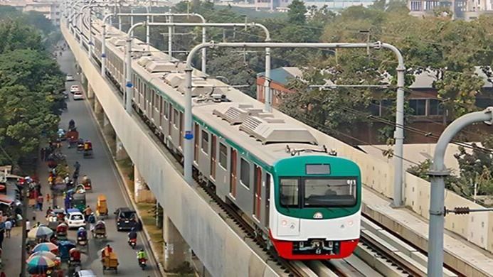 Dhaka Metro Resumes Service After More Than 30 Days, Commuters Heave Sigh of Relief