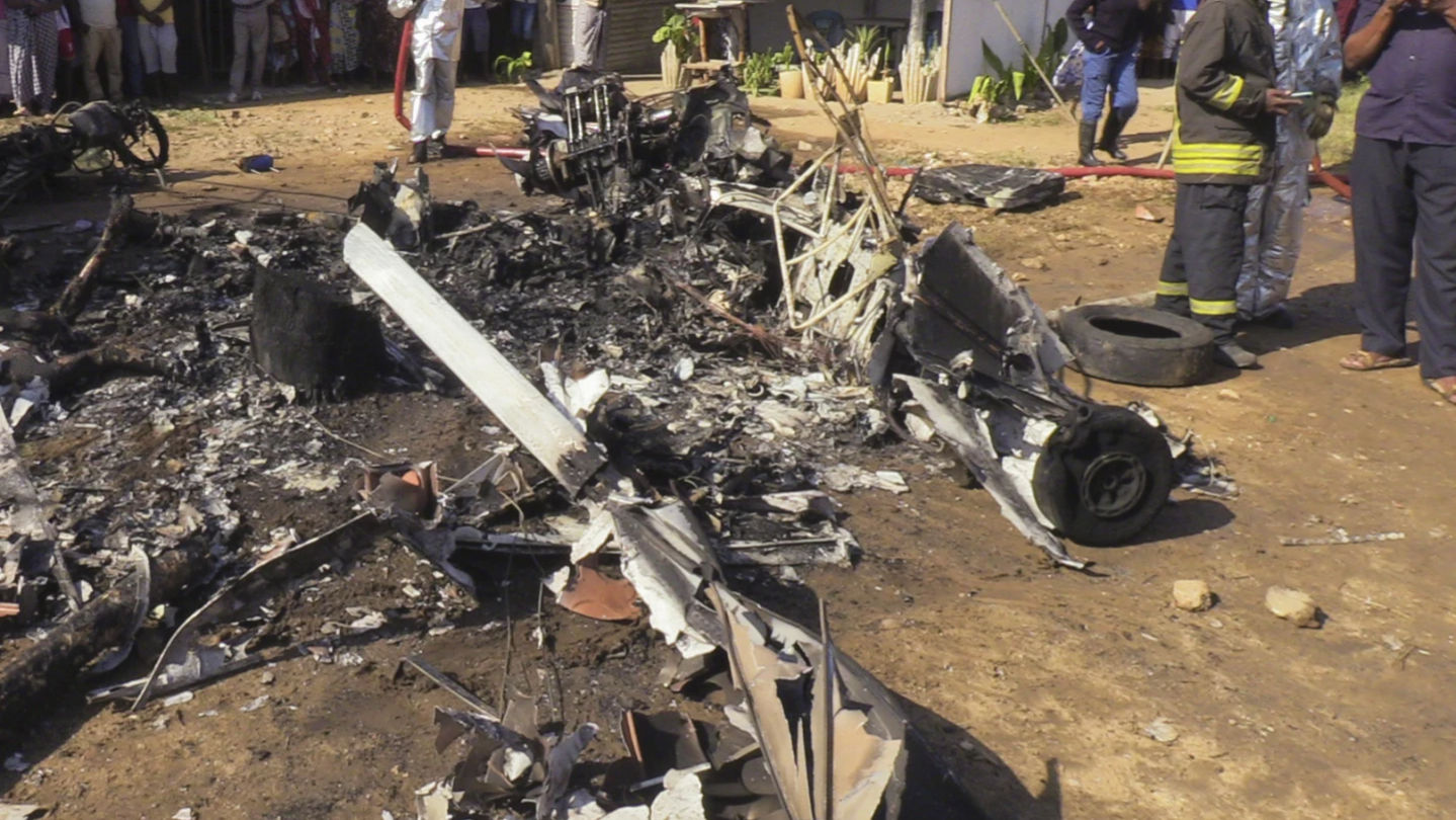 Kenya Aircraft Crash in Malindi County: Three Killed on Ground, Pilot and Students Injured