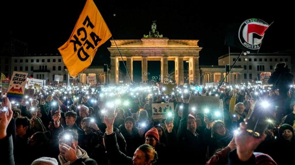 Thousands Protest in Berlin Against German Far-Right Rise Ahead of Feb 23 Election