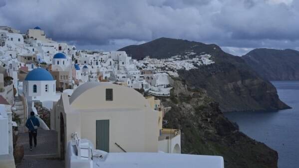 Earthquake Surge Prompts State Of Emergency On Greek Island Of Santorini