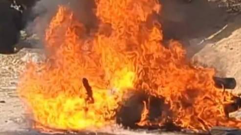 हजारीबागमध्ये शिवारात्राच्या निमित्ताने ध्वज बांधल्याबद्दल वाद, दोन समुदायांमधील हिंसक संघर्ष; अनेक वाहने उडविली