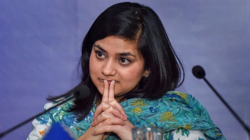 Mehbooba Mufti S Daughter Iltija Concedes Defeat In J K Elections