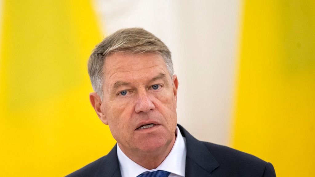 Romanian President Klaus Iohannis Resigns Amid Far-Right Opposition Pressure