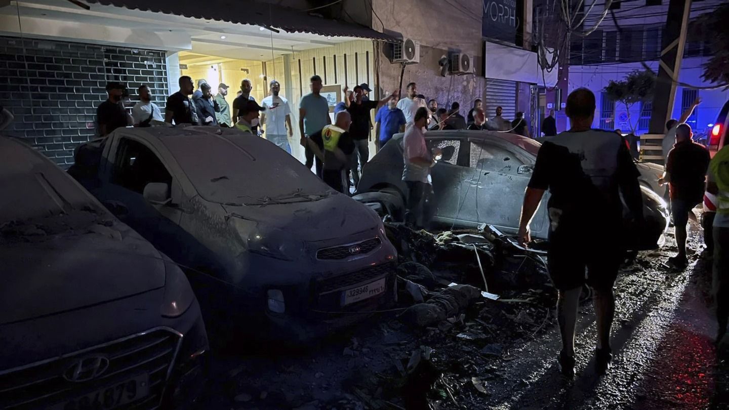 Israeli Airstrike Hits Beirut & Kills 1 Person in Escalating Tensions With Hezbollah