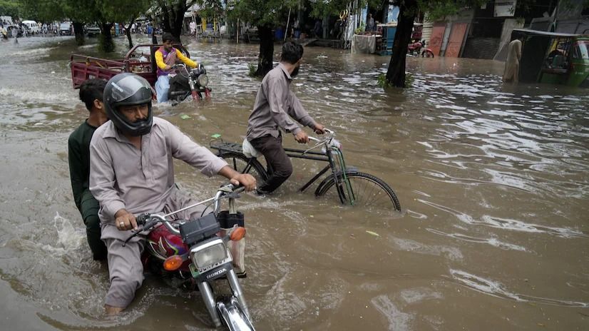 Rainfall Breaks 44-Year Record in Lahore, Leaves City Flooded