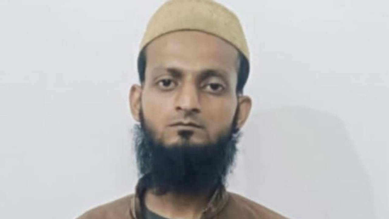 पाकिस्तानी व्हाट्सएप ग्रुप, 600 हून अधिक क्रमांक, गेम खेळ खेळ कसा खेळत होता; हेरगिरी आरोपींवर आणखी बरेच मोठे खुलासे