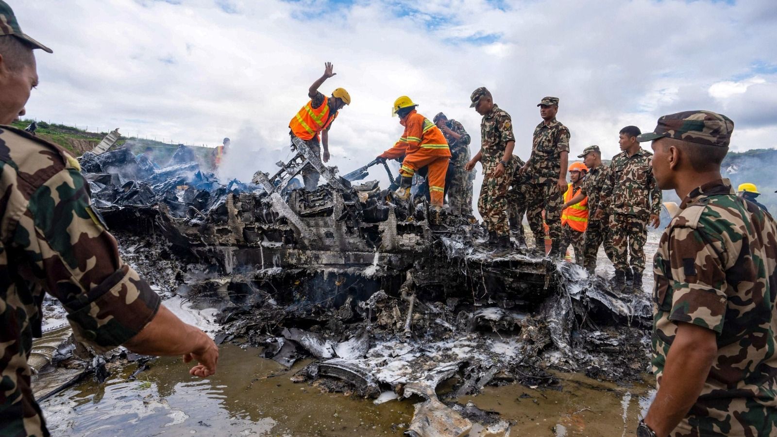 New Video Shows Terrifying Seconds Before Nepal Plane Crash