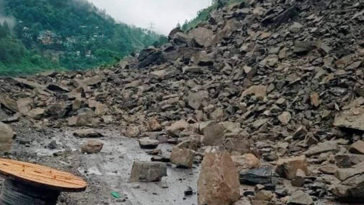 29 People Missing After Landslide in China’s Sichuan