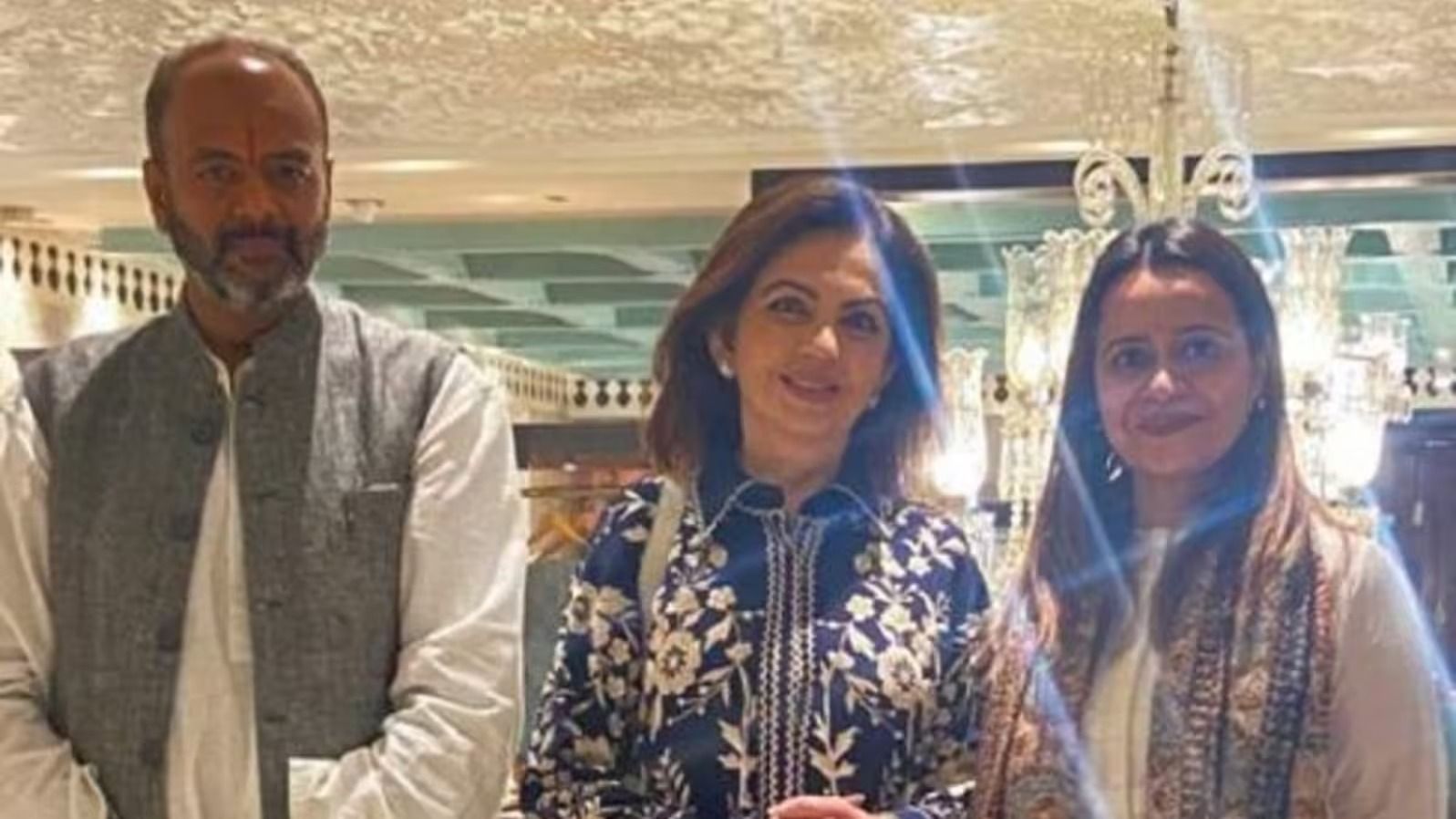 Bengaluru: Nita Ambani's Goes Saree Shopping In A Navy-Blue Co-Ord Set