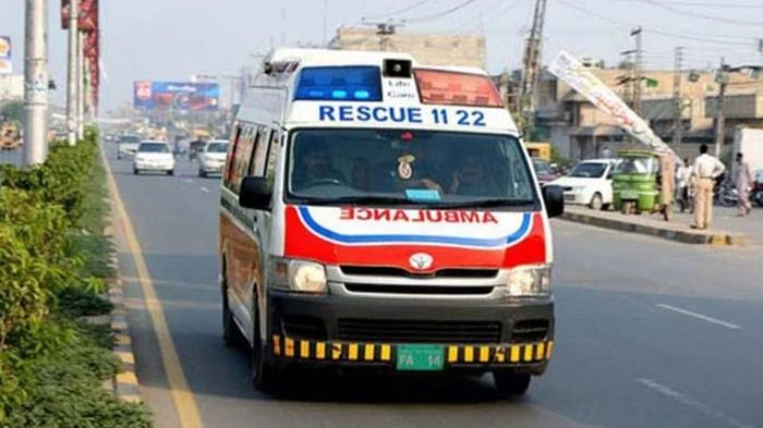 8 Pakistani Girls Mistake Road Roller for Earthquake, Jump from First Floor