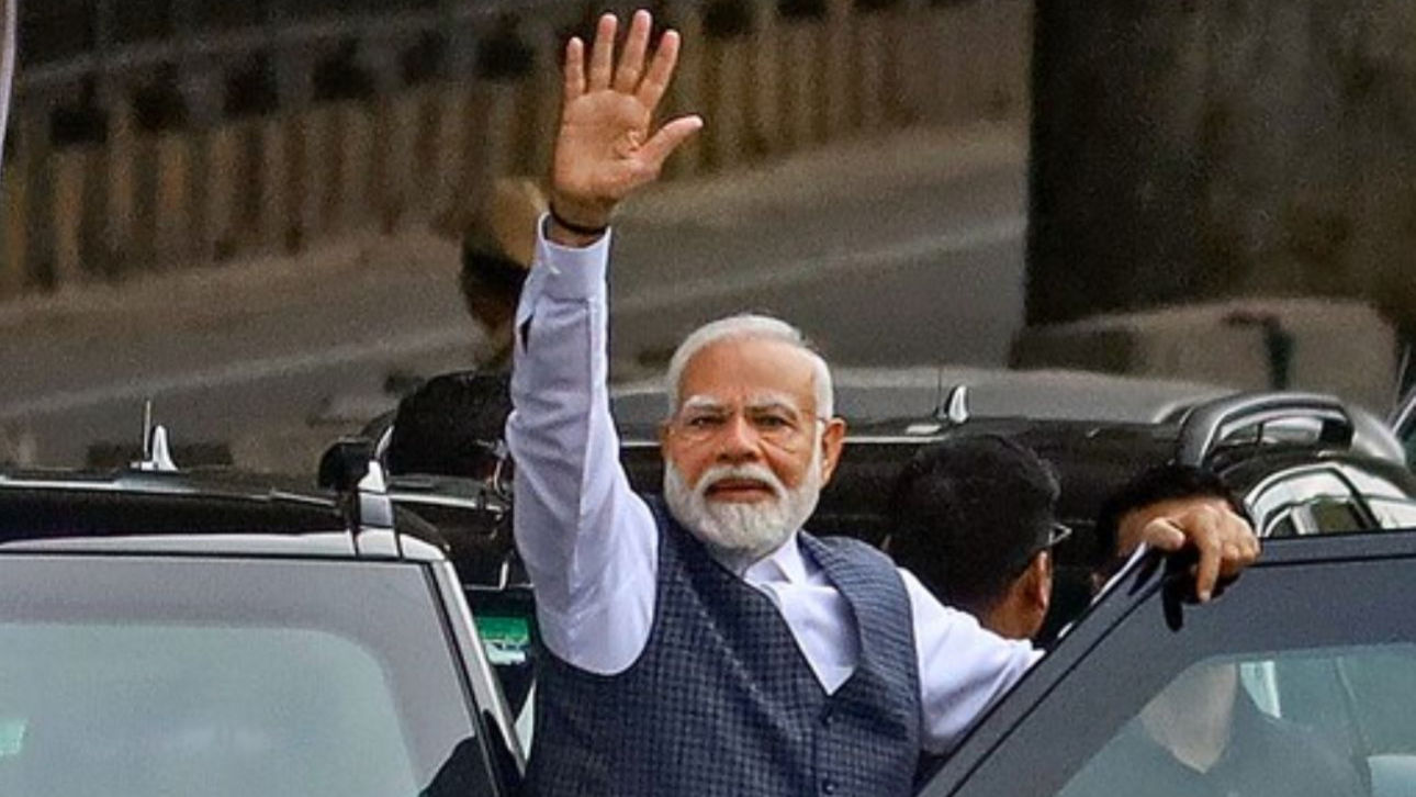 PM Modi Arrives in Ukraine Ahead of Meeting with Zelenskyy, First Visuals Emerge