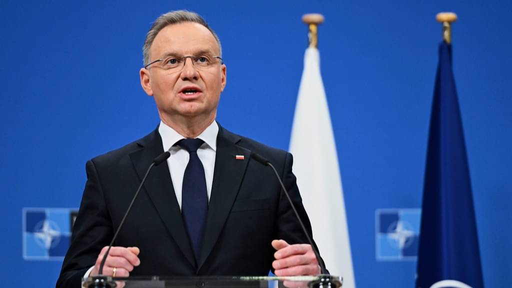 Poland’s President Calls On US To Deploy Nuclear Weapons as Shield Against Russian Threat