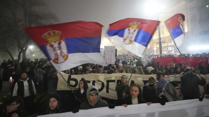 Serbia Rings in New Year with Mass Anti-Government Protests Instead of Parties