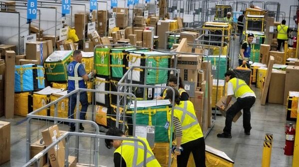 Teamsters say Amazon Workers Will Strike at Multiple Facilities As Union Seeks Labor Contract