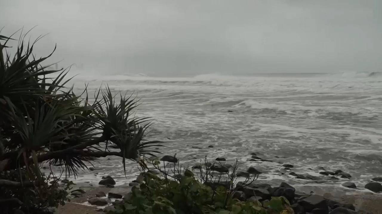 Cyclone Alfred Swirls Toward Australia’s East Coast, Residents Urged to Evacuate