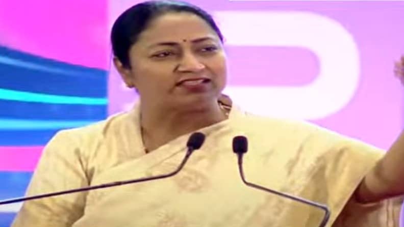 आज संपूर्ण जगाला भारतामध्ये सामील व्हायचे आहे आणि पंतप्रधानांना मोदीबरोबर हातमिळवणीचा अभिमान वाटतो, हे अमर्याद भारत आहे- रेखा गुप्ता