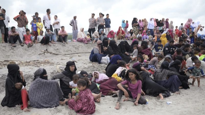 Indonesian Fishermen Rescue 116 Rohingya Refugees