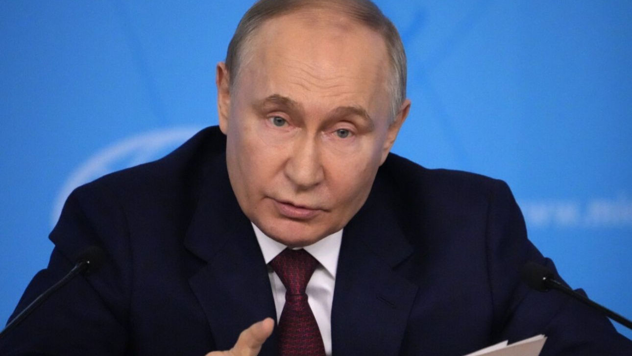 Putin Admits Inflation in Russia at 'Alarming' 9.3 Percent But says Economic Situation 'Stable'