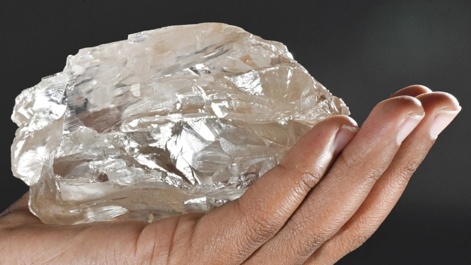 World’s Second Largest Diamond of 2,492 Carats Discovered in Botswana