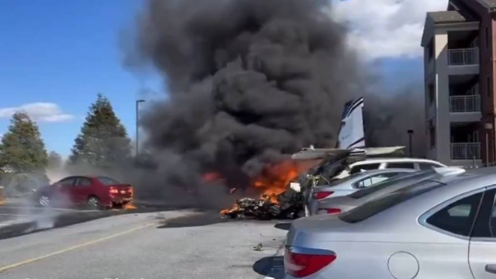 Small Plane With 5 People On Board Crashes Near Lancaster Airport In Pennsylvania