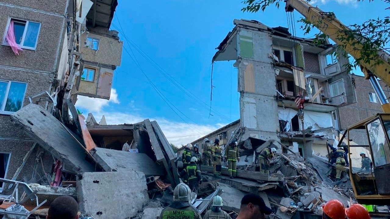 Death Toll From Apartment Block Collapse in Russia Reaches 10 as Search Ends