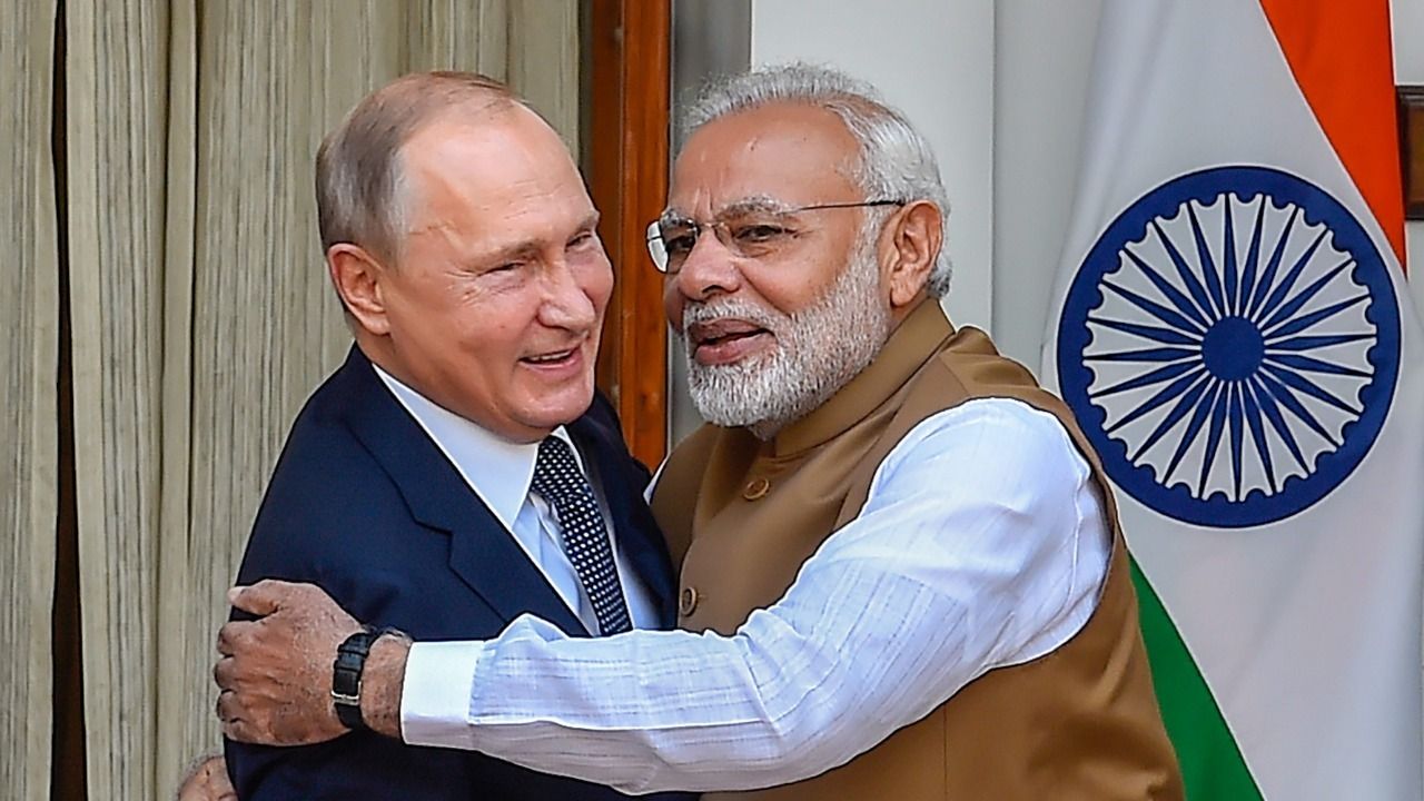 Putin Praises PM Modi’s India-First Policy, Calls India Key Investment Destination for Russia