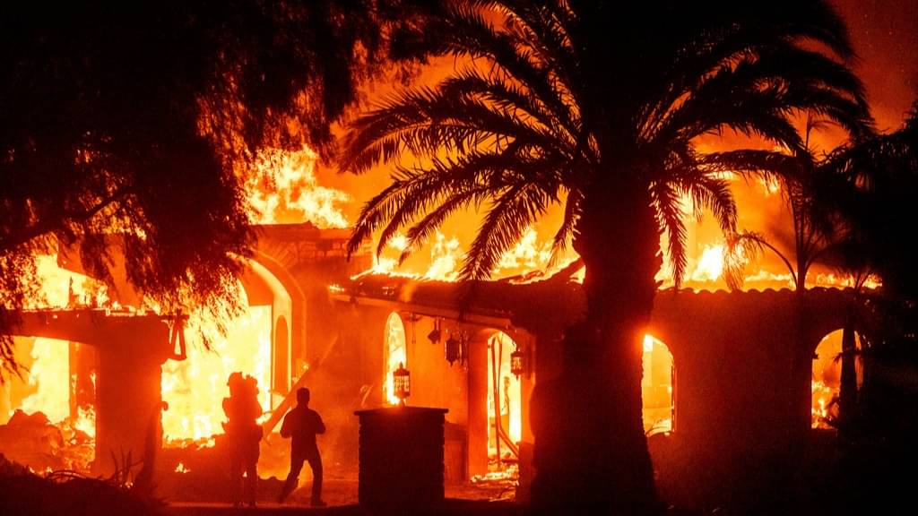 California Inferno: Wildfire Engulfs Homes, Residents Forced to Evacuate