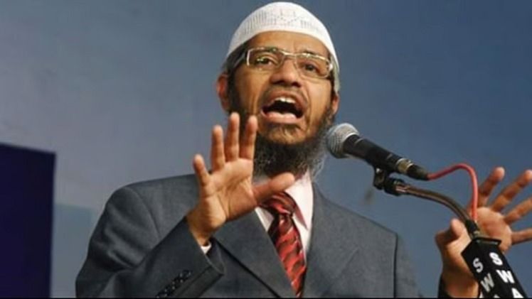 ‘Should Choose State Guests Wisely’: Pakistan Trolls Zakir Naik Over Baggage Fee Waiver Demand