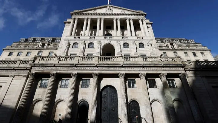 Bank of England Keeps Main UK Interest Rate on Hold at 4.75 Percent After Inflation Spike