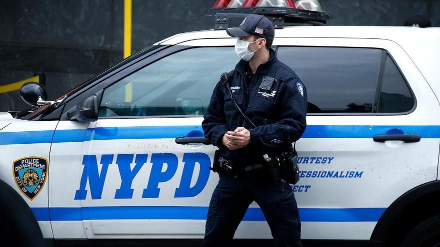 Knife-Wielding Man Stabs 2 In Random Attack At NYC's Grand Central Station On Christmas Eve