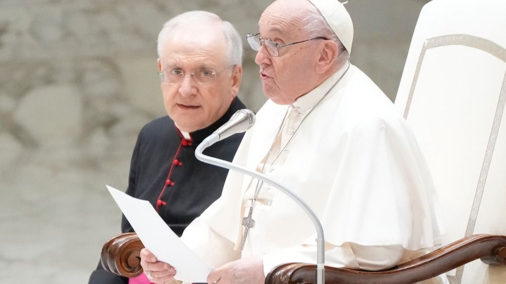 Pope Francis Arrives in Singapore on Last Leg of His Asia Tour