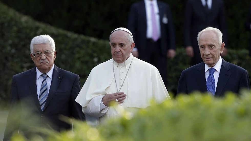 Pope Recreates 2014 Mideast Peace Prayer To Pray for an End to Gaza War