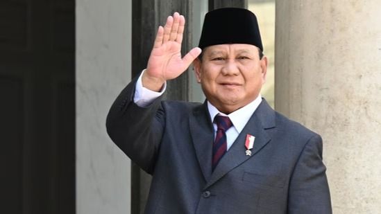 Indonesian President Subianto Visits China in First Overseas Trip