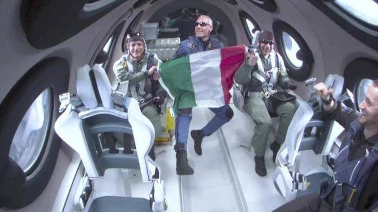 Italian Researchers Reach The Edge Of Space Aboard Virgin Galactic S