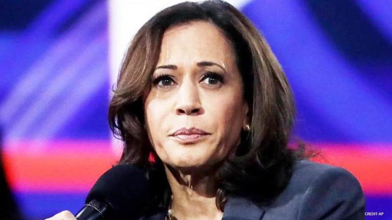 Us Vp Kamala Harris Faces Backlash For Tweeting Enjoy The Long Weekend