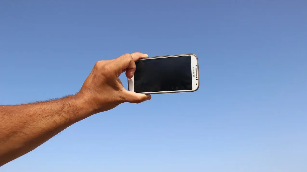 Trip Turns Tragic: Bengaluru Techie Slips While Taking Selfie, Drowns At Abbi Falls