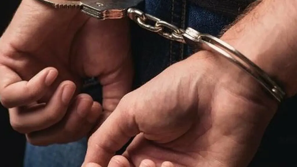 13 people linked to two criminal gangs arrested in Jharkhand's Ramgarh