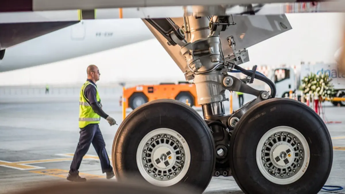 SHOCKING: 13-Year-Old Afghan Boy Survives 2-Hour Flight From Kabul To Delhi In Plane's Landing Gear 13-Year-Old Afghan Boy Survives 2-Hour Flight From Kabul To Delhi In Plane's Landing Gear