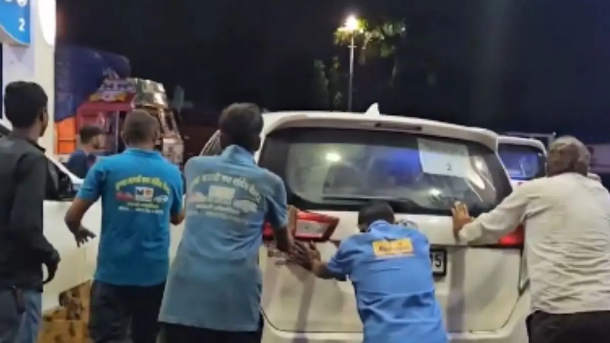 19 Cars in MP CM Mohan Yadav’s Convoy Towed Off Road