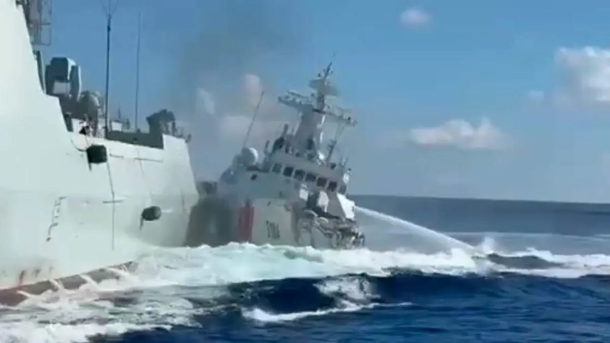 2 Chinese Vessels Collide In West Philippine Sea While Chasing Philippine Coast Guard Boat Near Bajo de Masinloc | WATCH 2 Chinese Vessels Collide In West Philippine Sea While Chasing Philippine Coast Guard Boat Near Bajo de Masinloc | WATCH