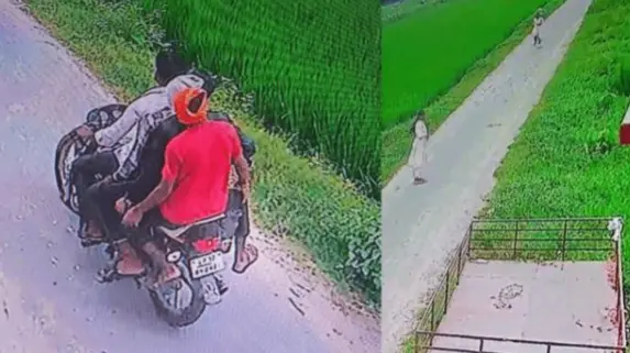 2 minor girls molested on the way to home in deoria